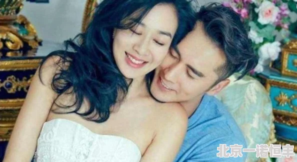 欧美性激情黄色视频据说主演们私下关系复杂引发网友热议